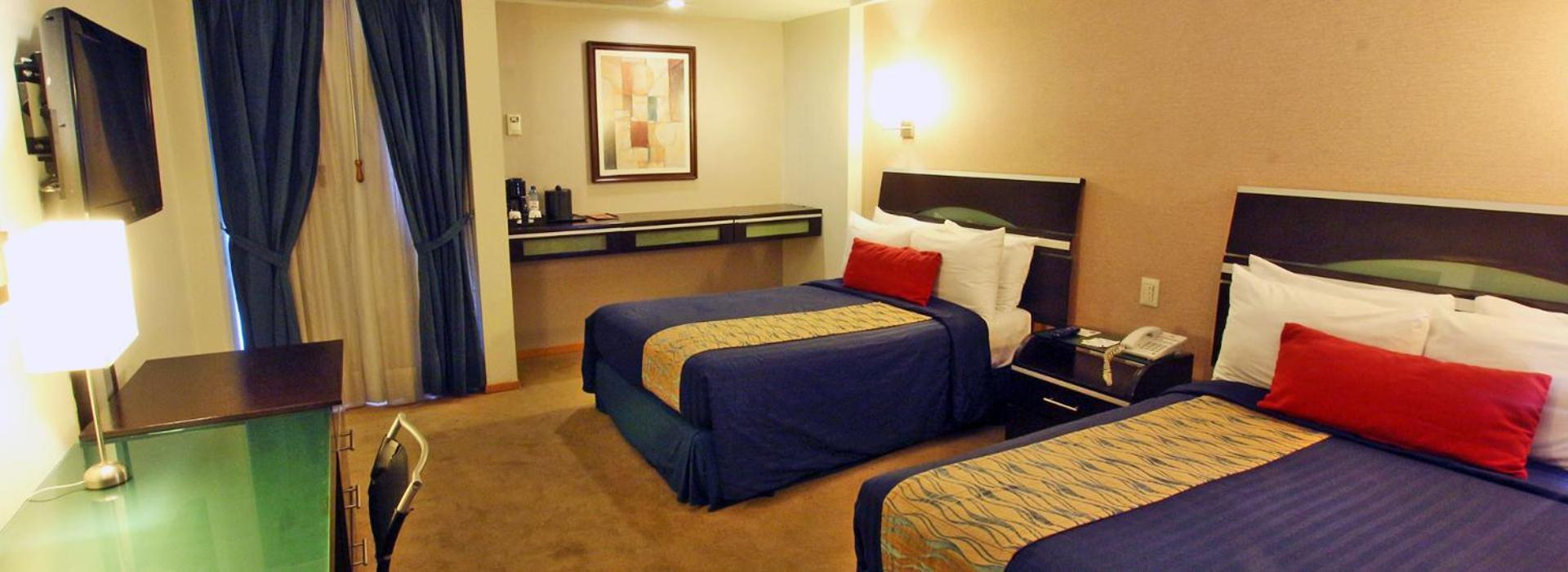 Hotel Colon Plaza Business Class Nuevo Laredo Esterno foto